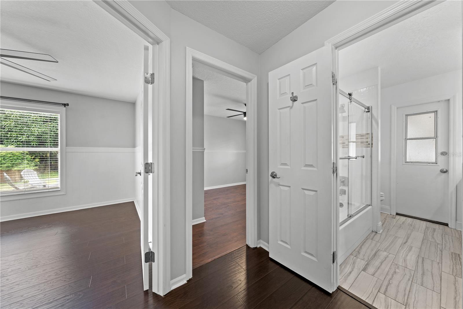 Image 33 of 69 For 3509 Molona Drive
