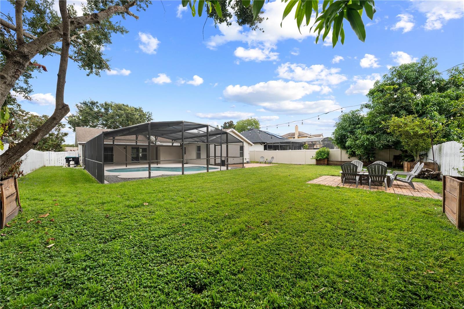 Image 53 of 69 For 3509 Molona Drive
