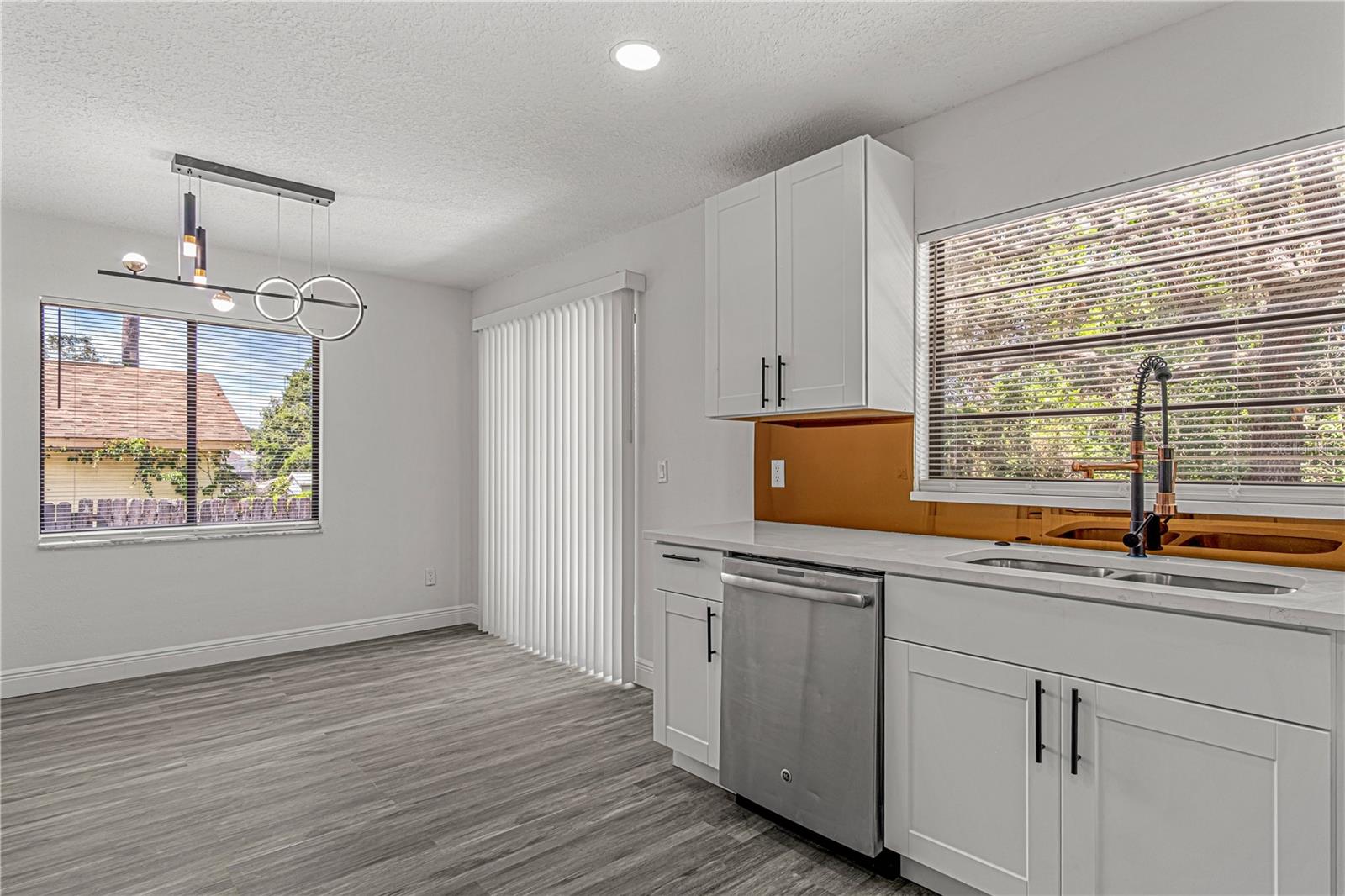 Image 10 of 45 For 2736 Logandale Drive
