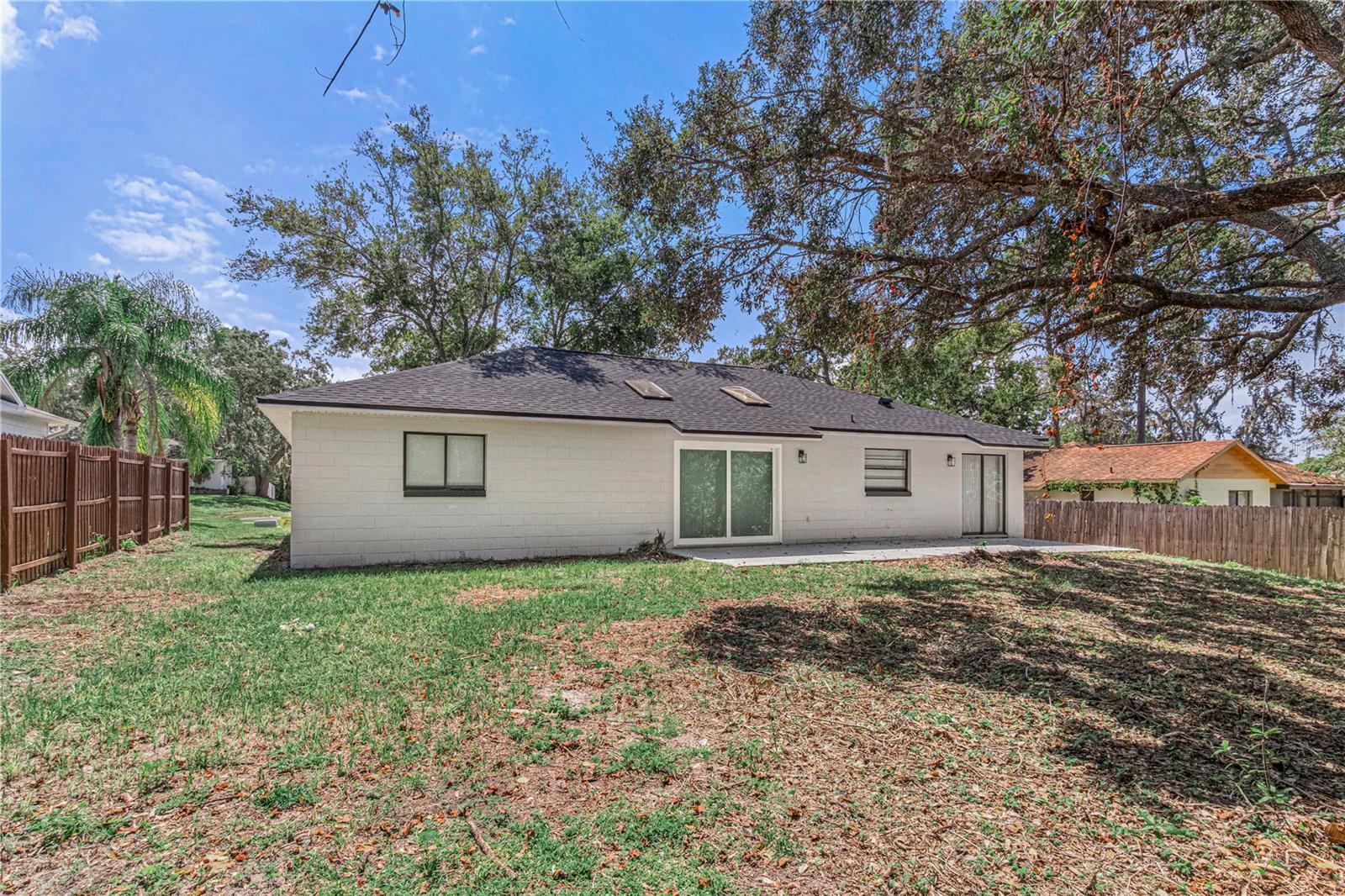 Image 32 of 45 For 2736 Logandale Drive