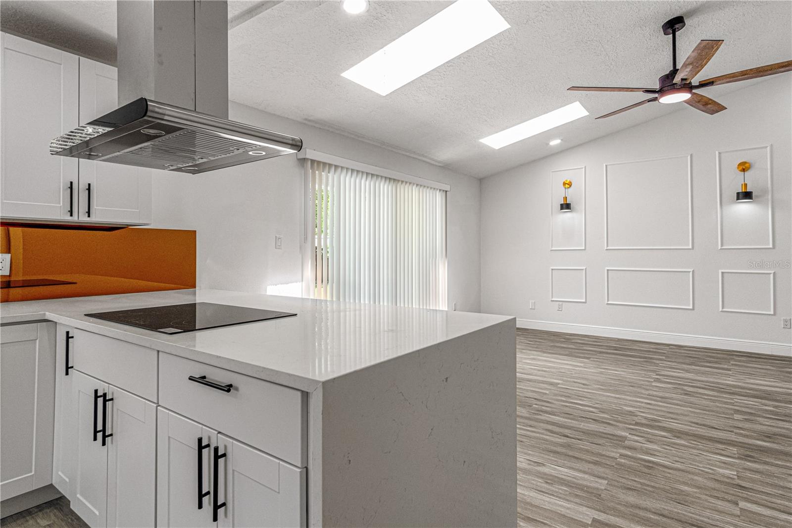 Image 7 of 45 For 2736 Logandale Drive