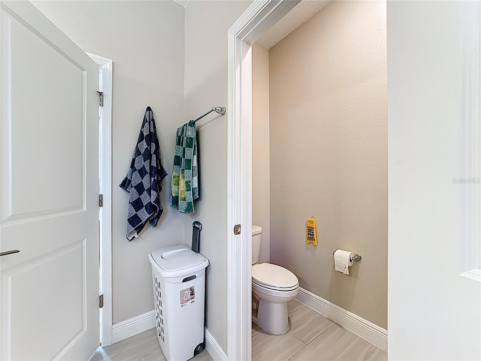 Image 43 of 70 For 14773 Milfoil Avenue