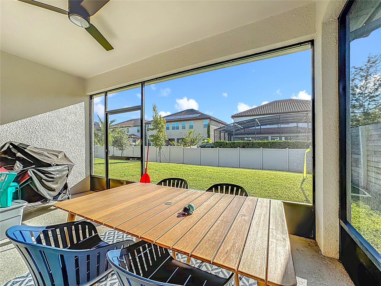 Image 47 of 70 For 14773 Milfoil Avenue