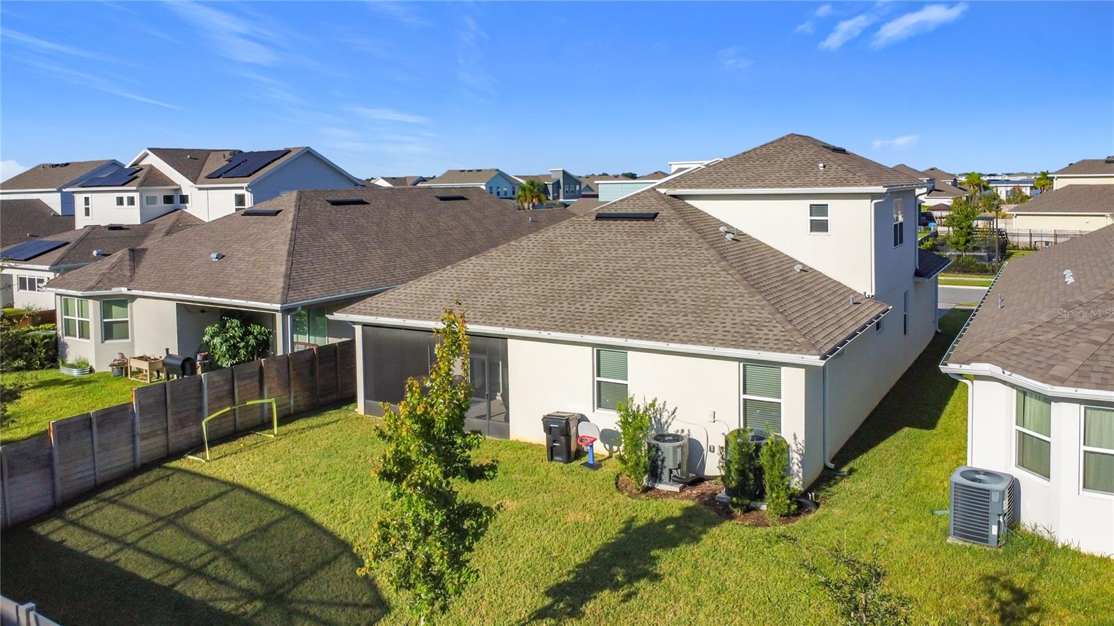Image 50 of 70 For 14773 Milfoil Avenue