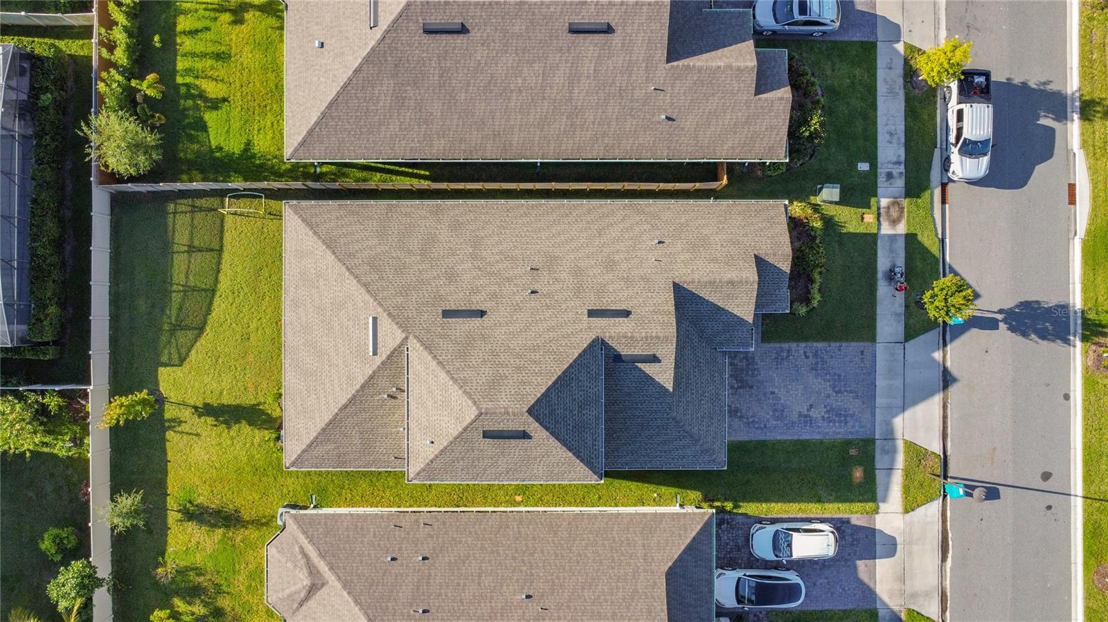 Image 60 of 70 For 14773 Milfoil Avenue