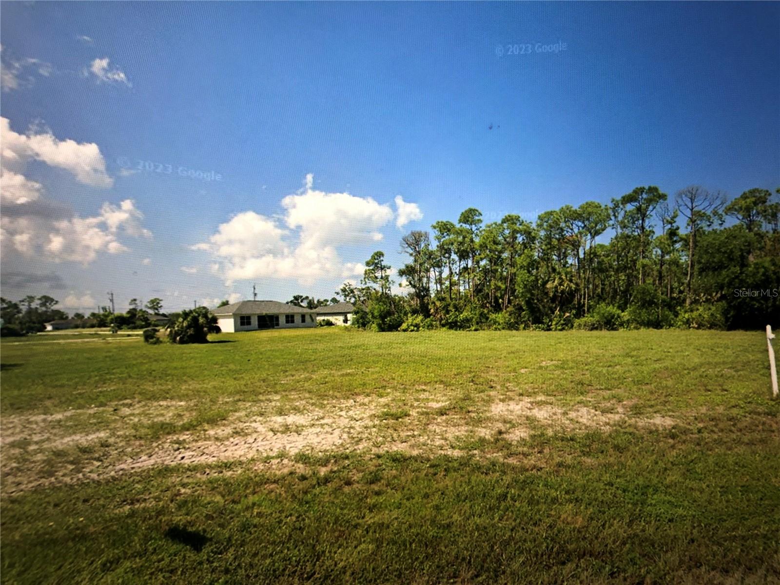Listing Details for 3830 43rd Street, CAPE CORAL, FL 33993
