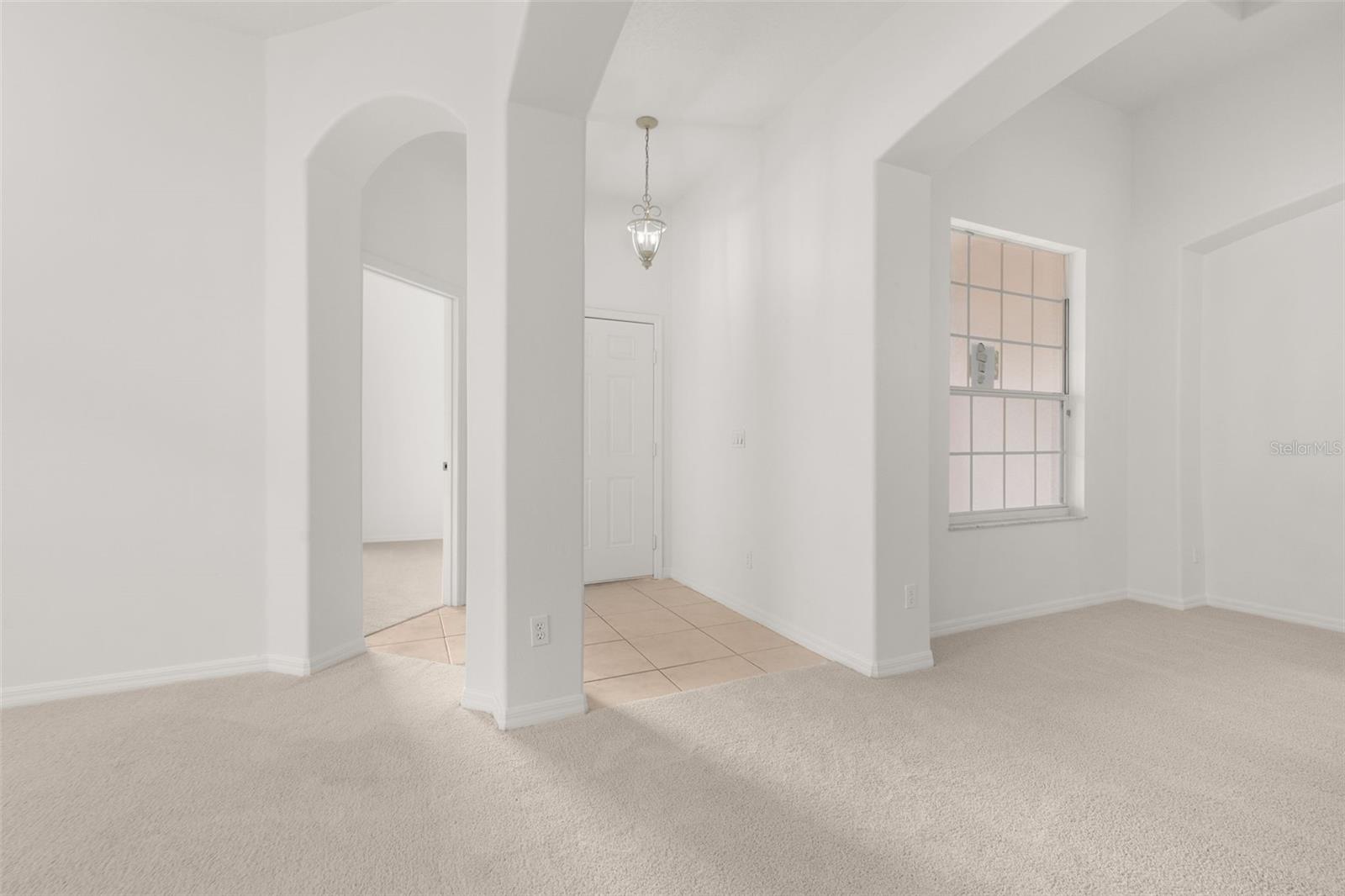 Image 10 of 84 For 2172 The Oaks Boulevard