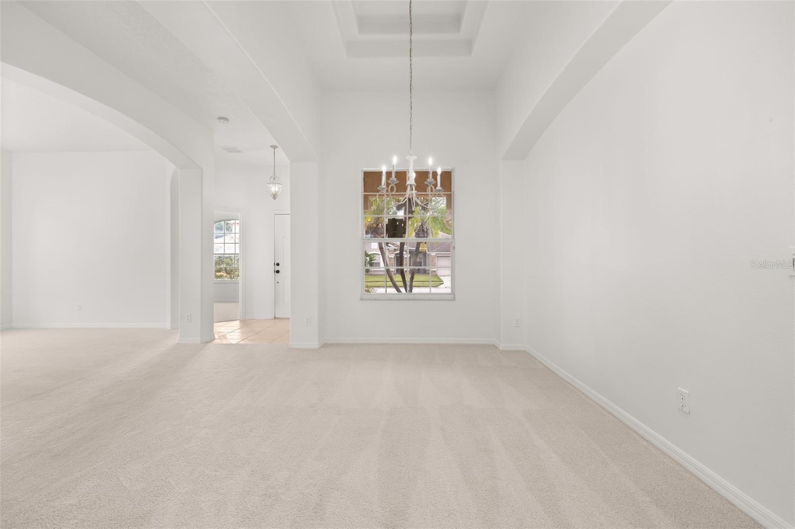 Image 14 of 84 For 2172 The Oaks Boulevard