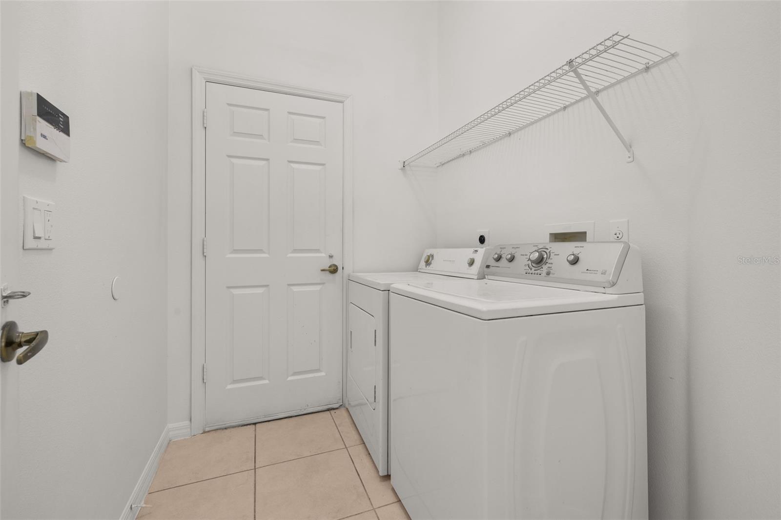 Image 32 of 84 For 2172 The Oaks Boulevard