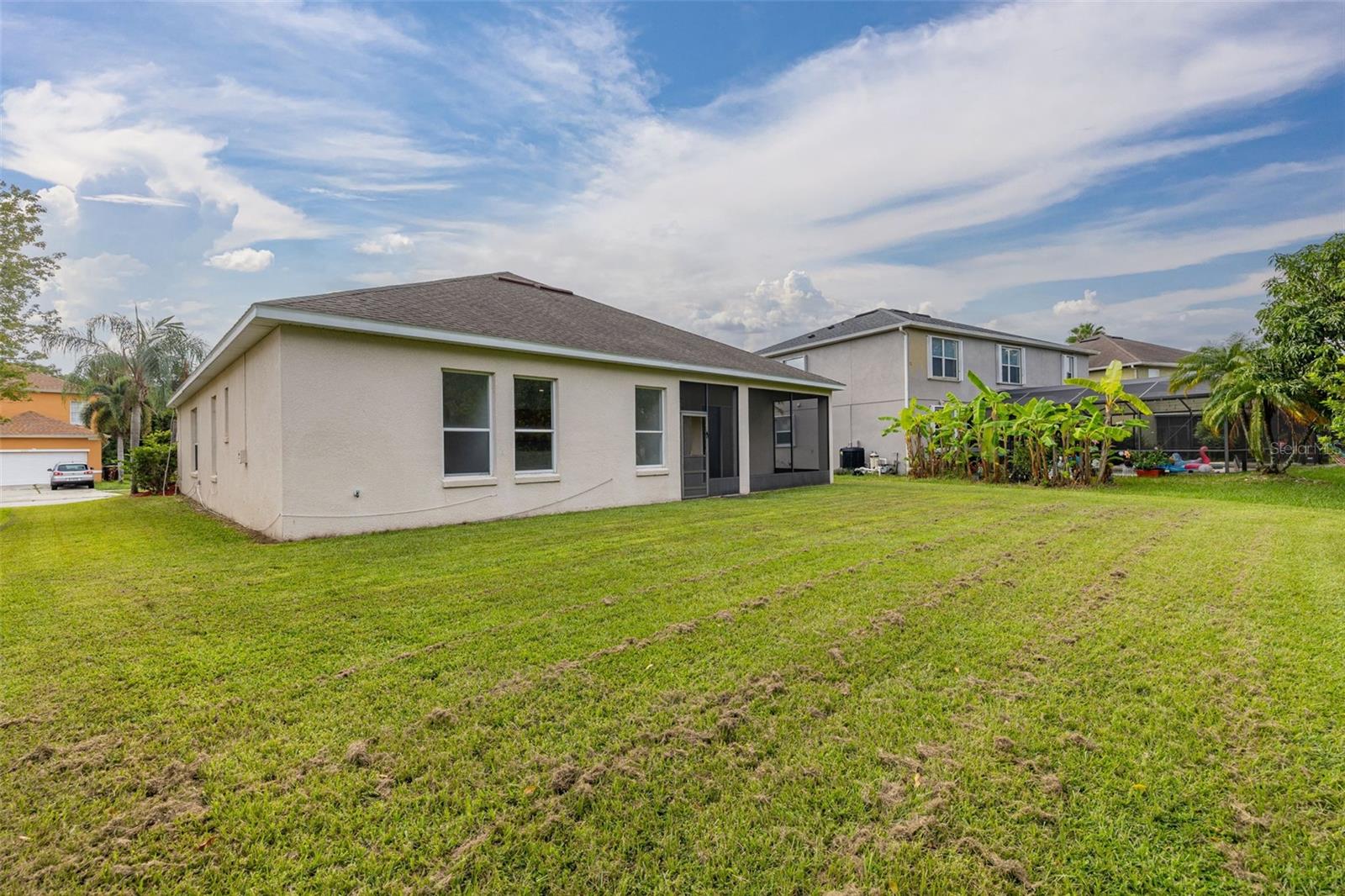 Image 43 of 84 For 2172 The Oaks Boulevard