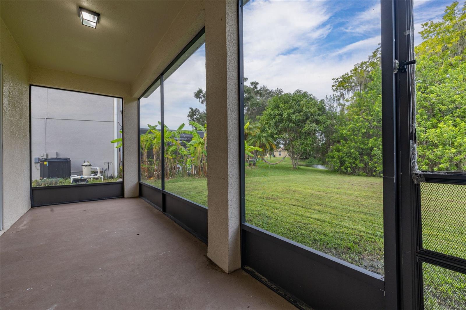 Image 48 of 84 For 2172 The Oaks Boulevard