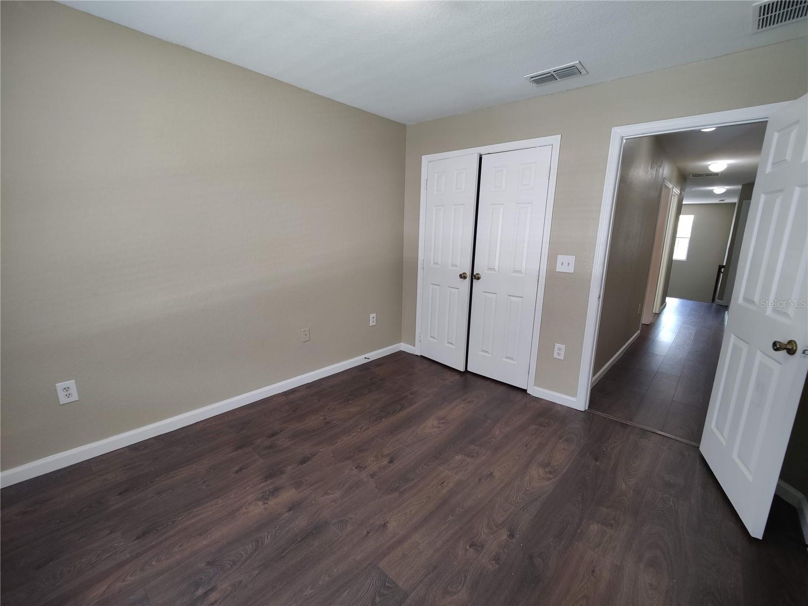 Image 30 of 40 For 2980 Ashland Lane S
