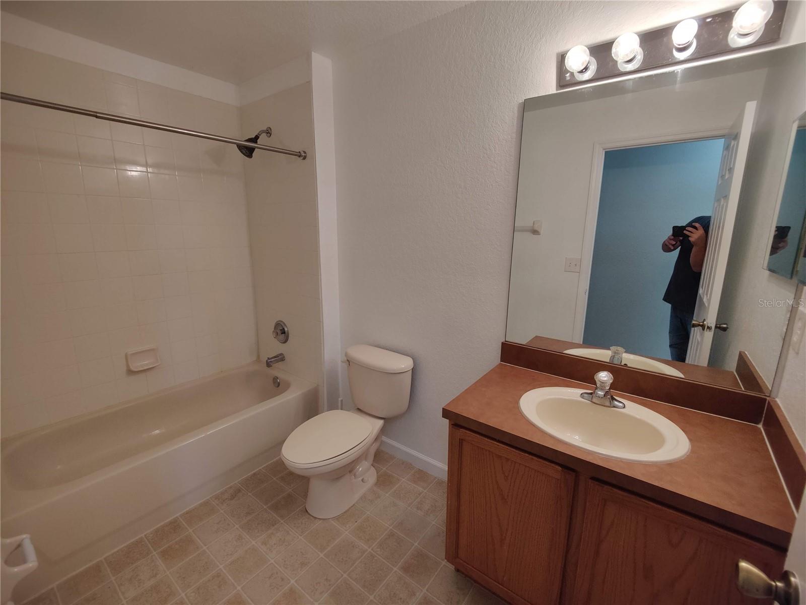 Image 31 of 40 For 2980 Ashland Lane S