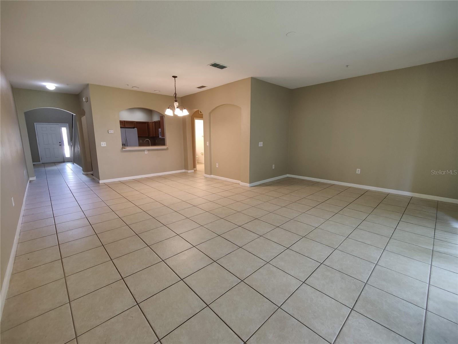 Image 9 of 40 For 2980 Ashland Lane S
