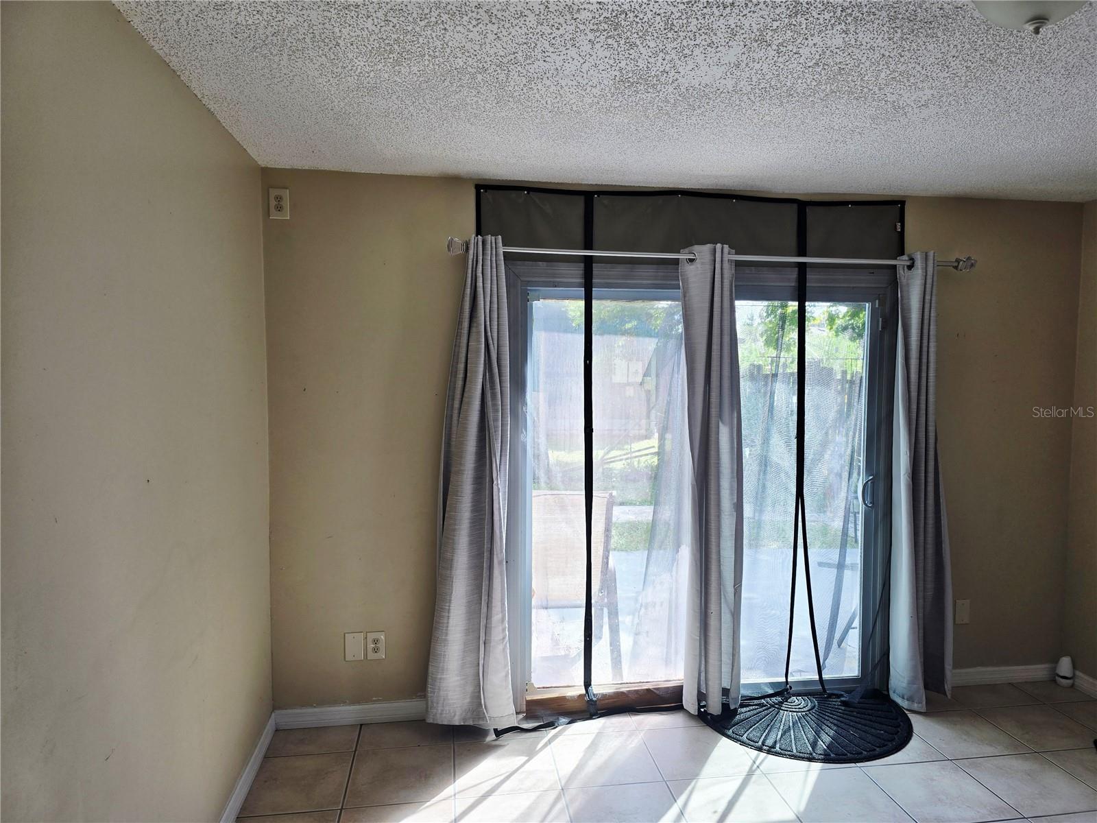 Image 13 of 23 For 2753 Beckwith Street