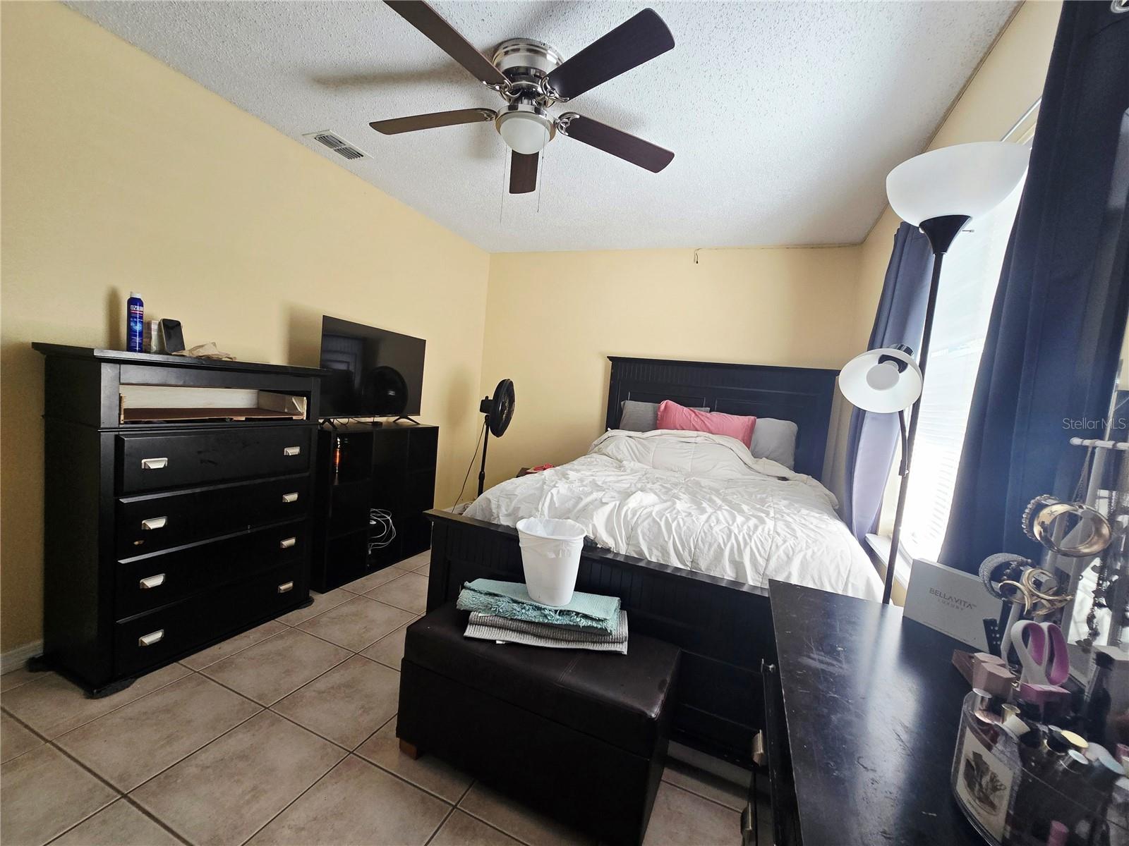 Image 17 of 23 For 2753 Beckwith Street
