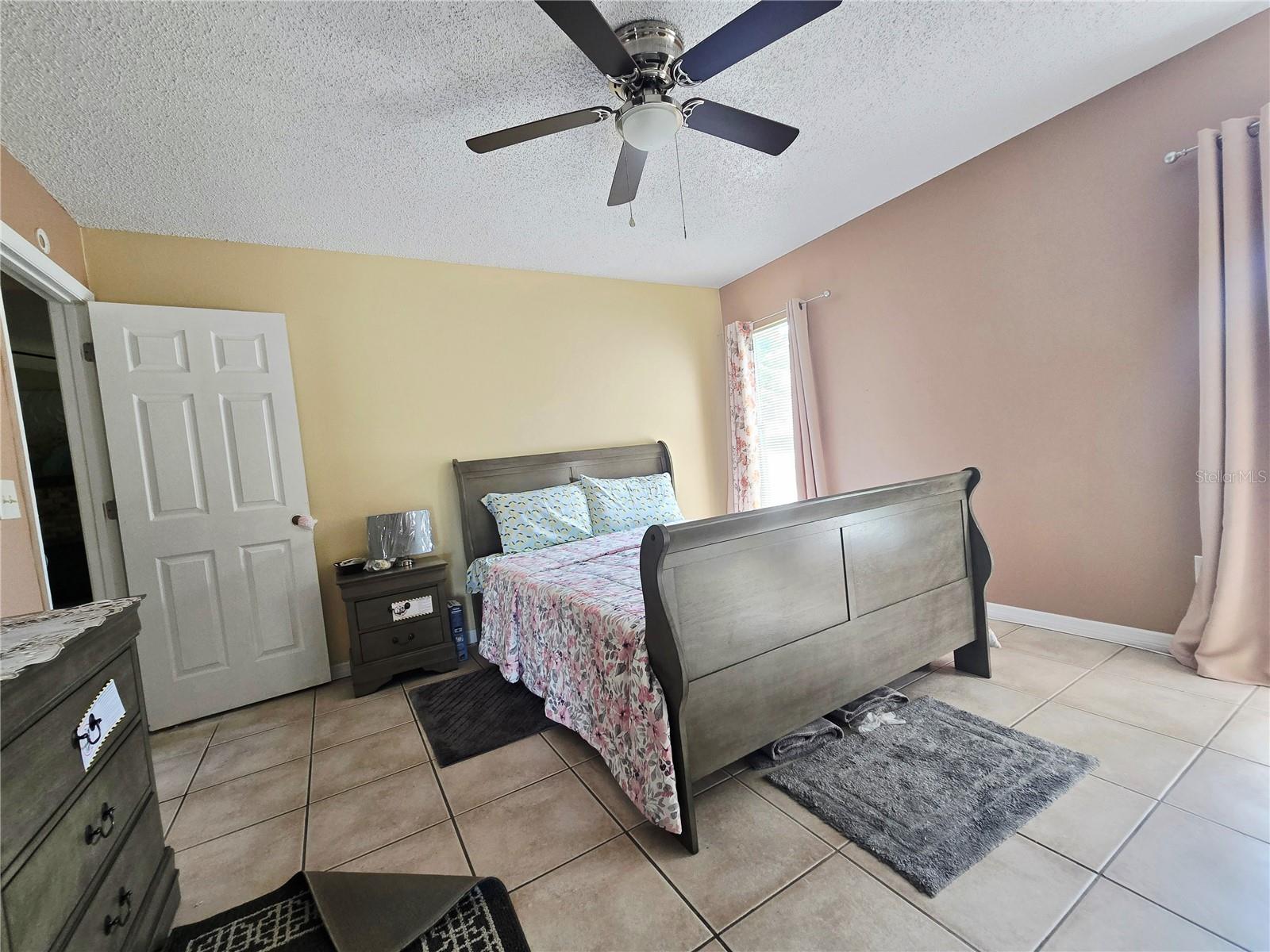 Image 19 of 23 For 2753 Beckwith Street