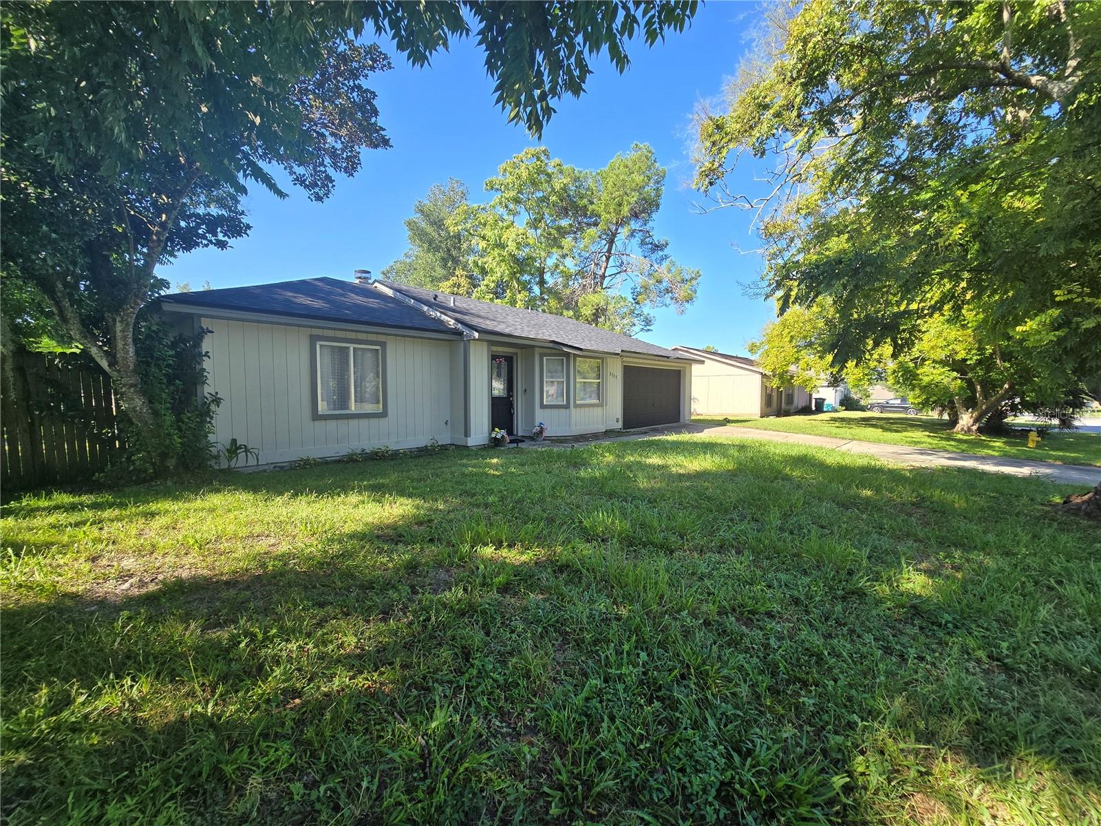 Image 2 of 23 For 2753 Beckwith Street
