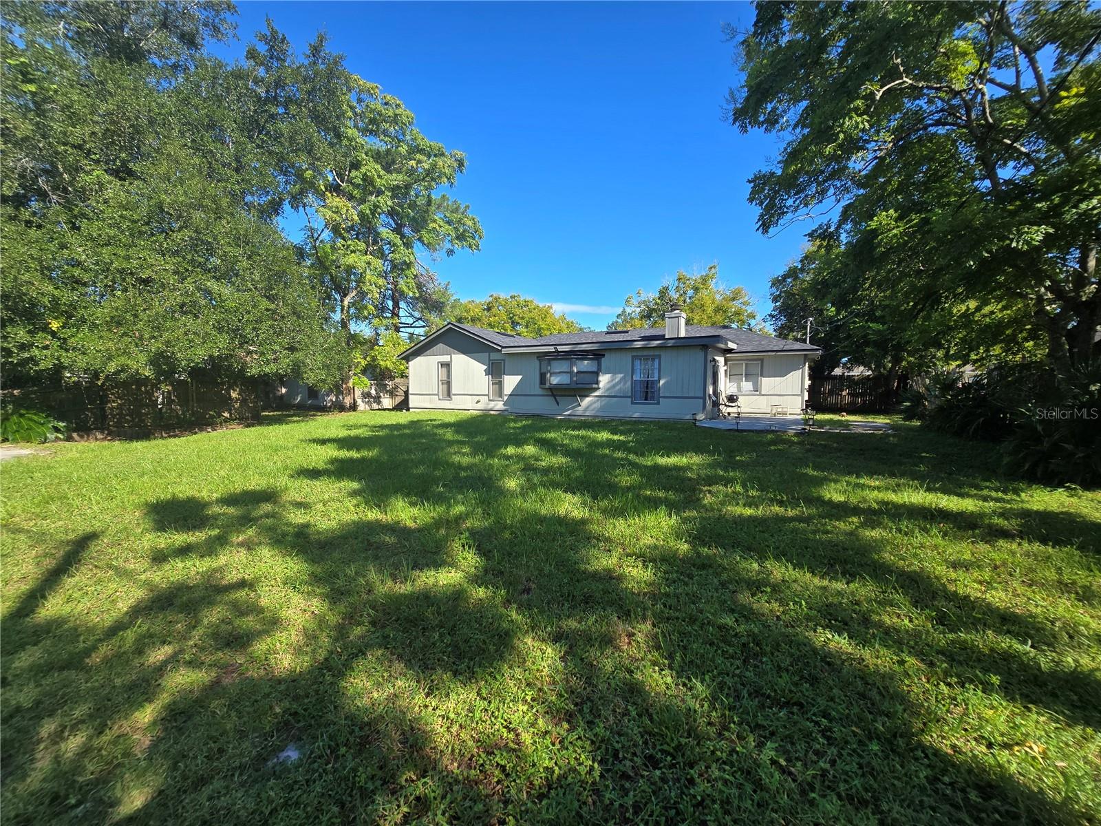 Image 4 of 23 For 2753 Beckwith Street