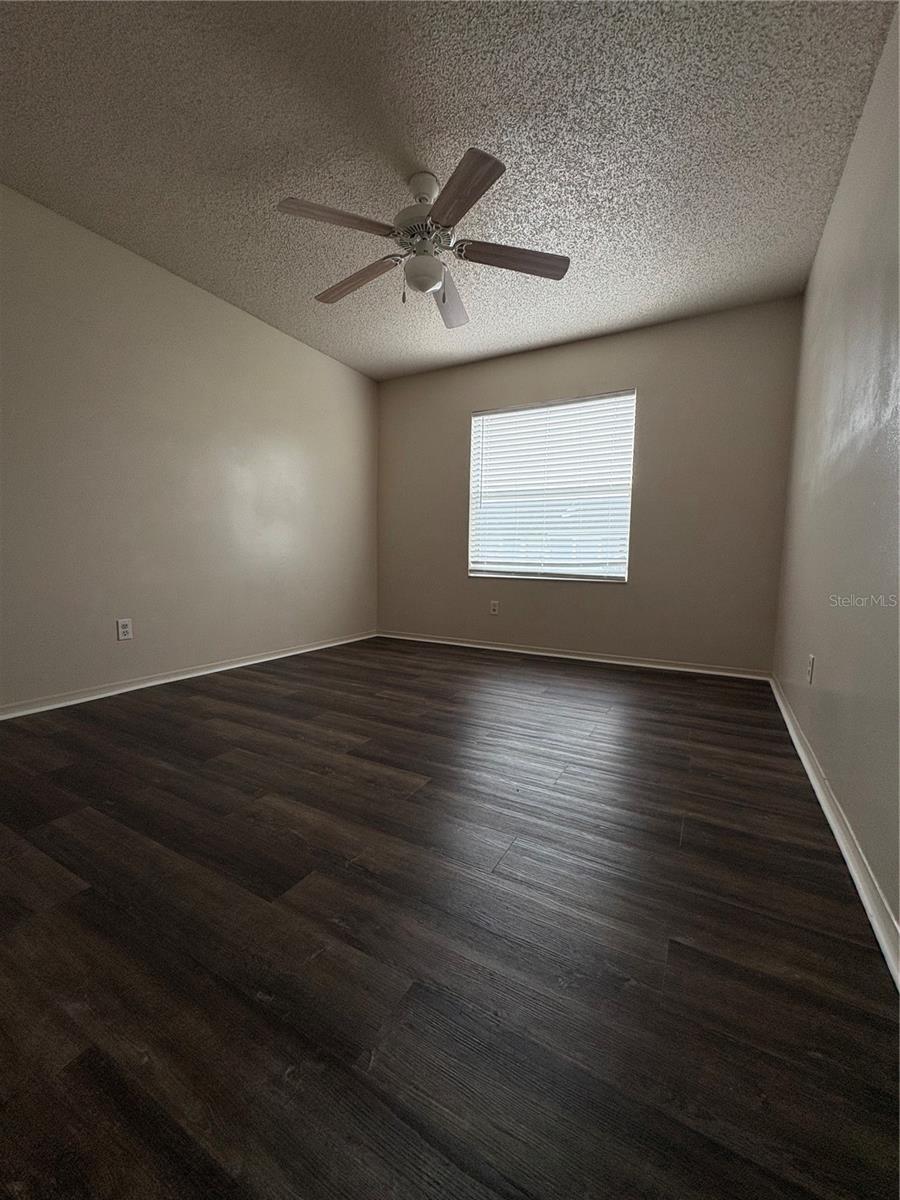Image 12 of 15 For 4136 Pershing Pointe Place 3