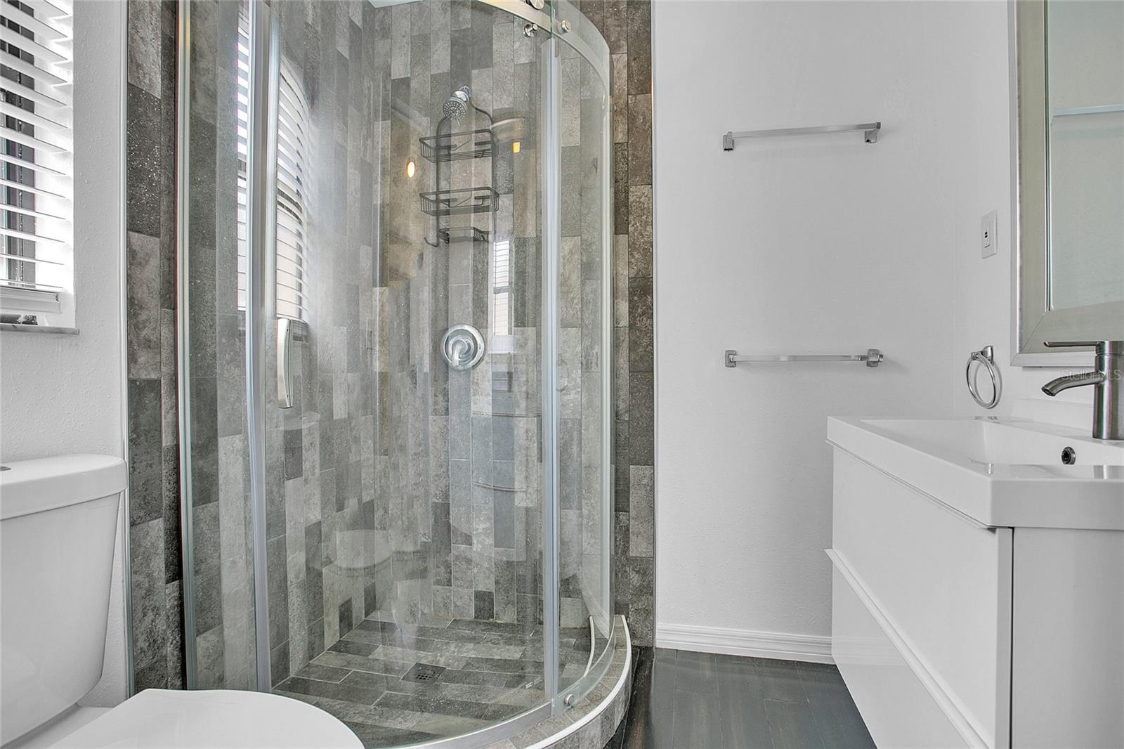 Image 19 of 36 For 7667 Sugar Bend Drive 7667