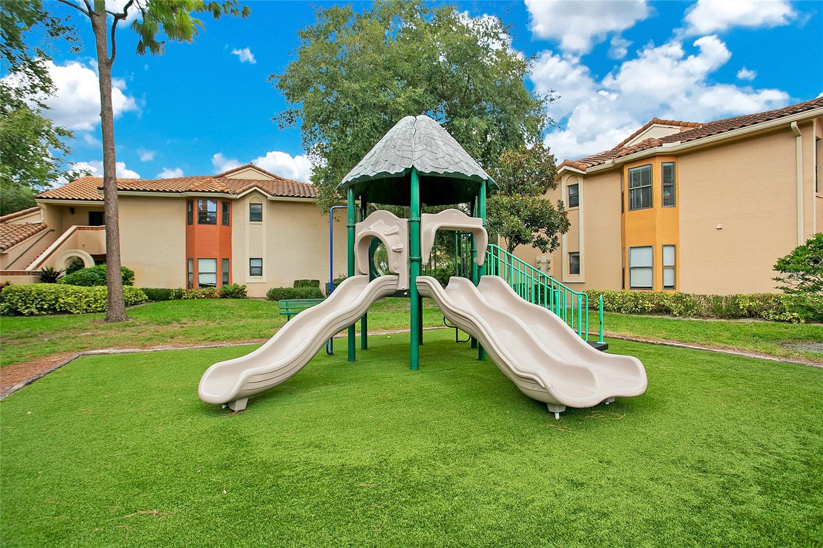 Image 24 of 36 For 7667 Sugar Bend Drive 7667