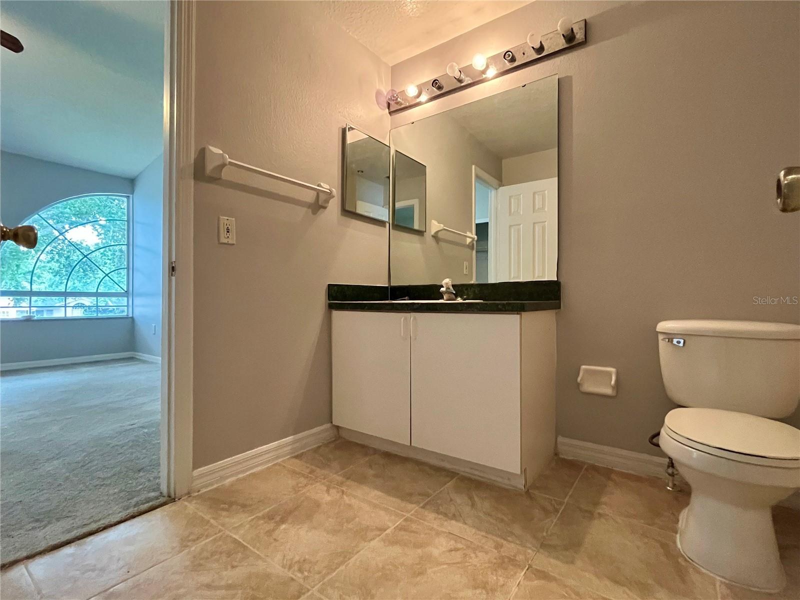 Image 14 of 24 For 1647 Windsor Oak Court