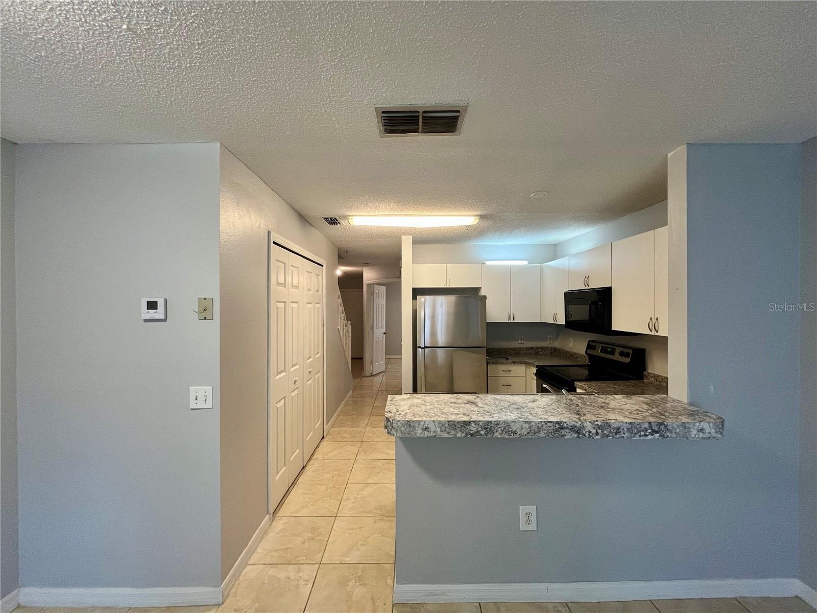 Image 6 of 24 For 1647 Windsor Oak Court