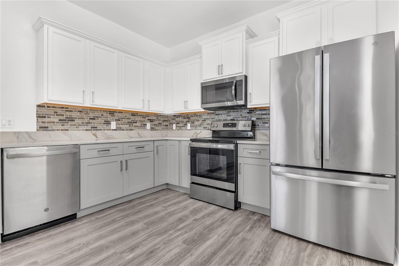 Image 13 of 29 For 2280 Betsy Ross Lane