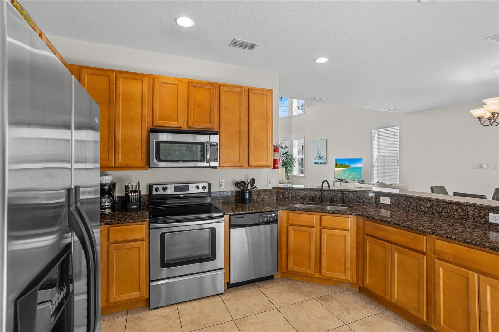 Image 17 of 53 For 2179 Victoria Drive