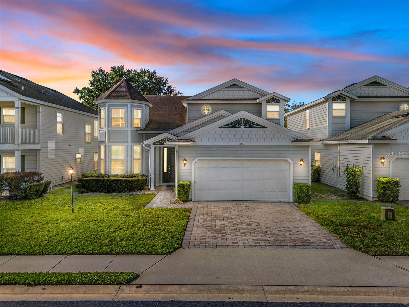 Image 4 of 53 For 2179 Victoria Drive