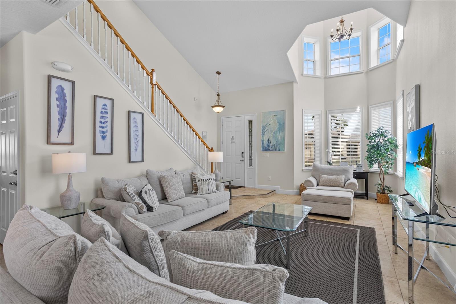 Image 9 of 53 For 2179 Victoria Drive