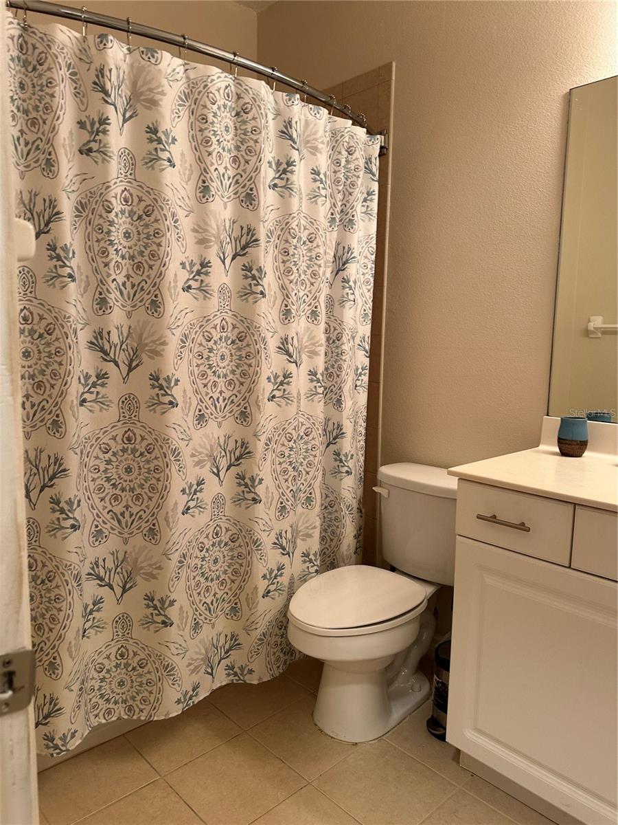 Image 25 of 37 For 3123 Sun Lake Court A