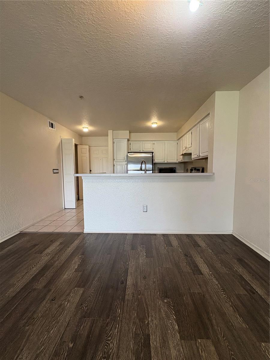 Image 3 of 11 For 14036 Fairway Island Drive 1532