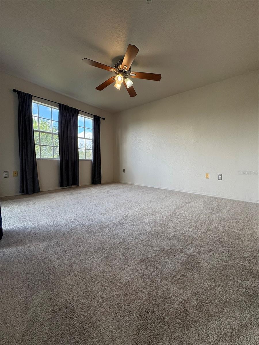 Image 7 of 11 For 14036 Fairway Island Drive 1532