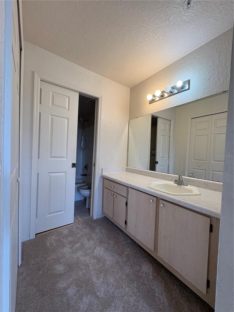 Image 8 of 11 For 14036 Fairway Island Drive 1532