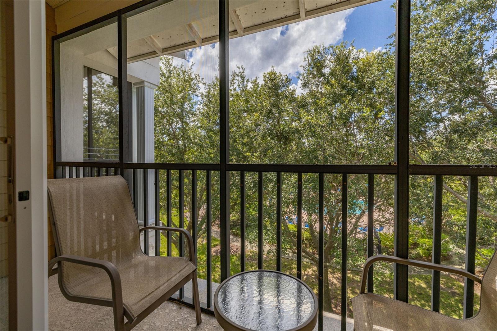 Image 27 of 100 For 515 Rum Run 515