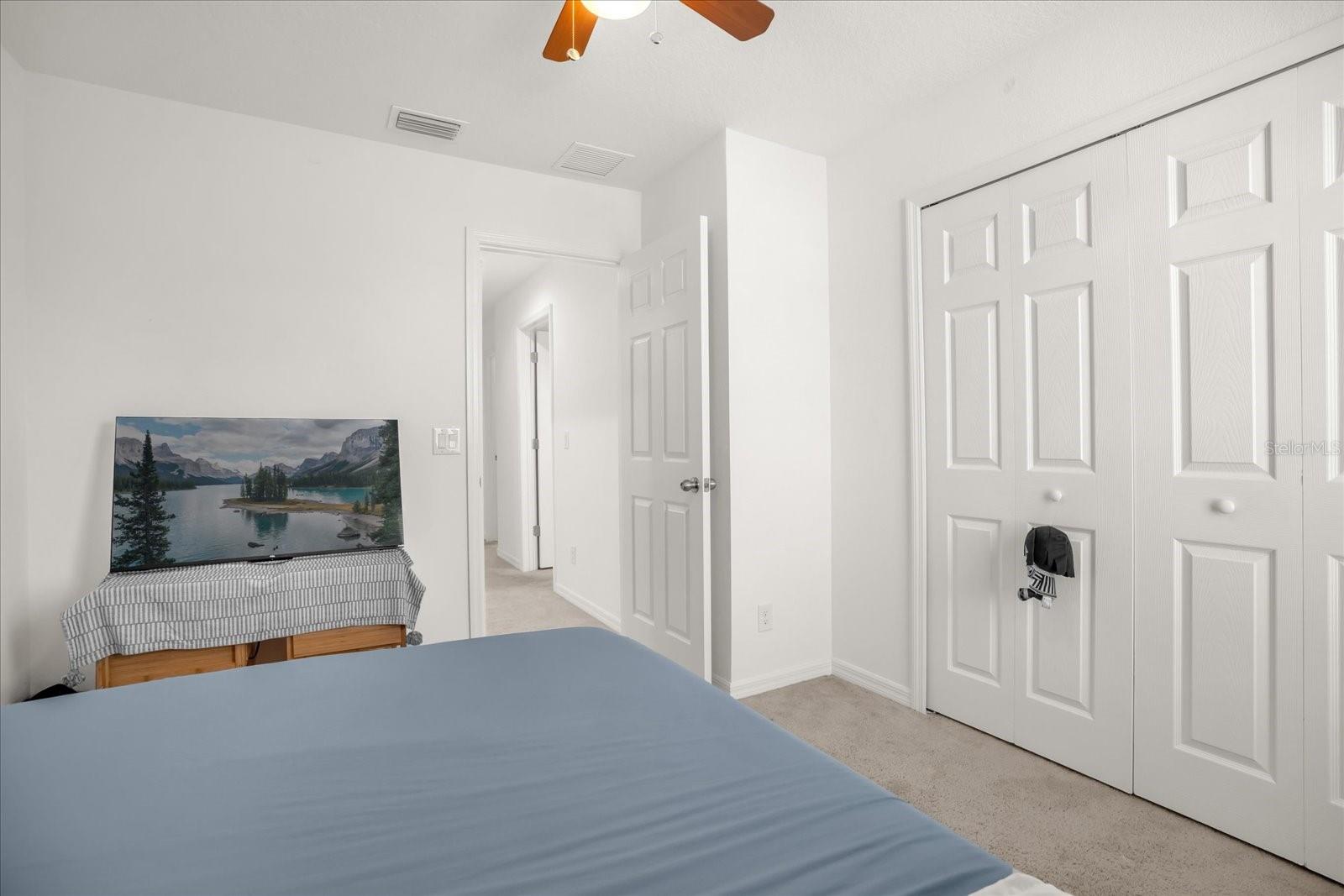 Image 19 of 26 For 215 Annabelle Way