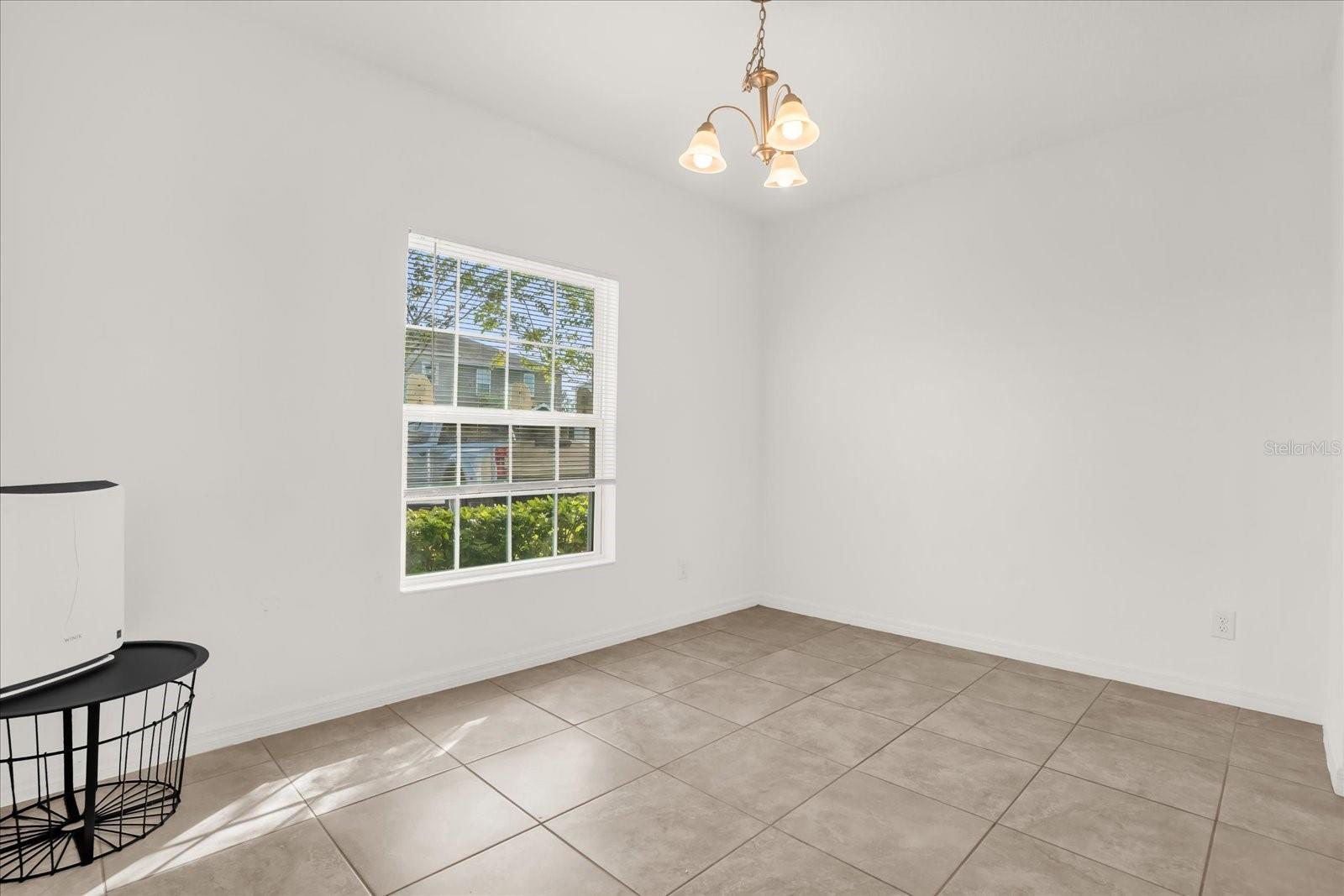 Image 8 of 26 For 215 Annabelle Way