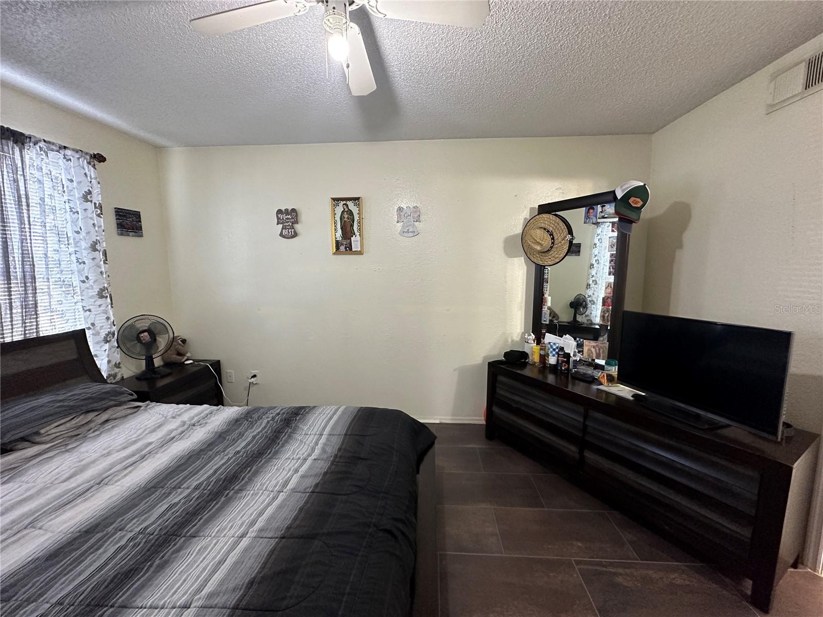 Image 15 of 31 For 2216 Grand Cayman Court 1411