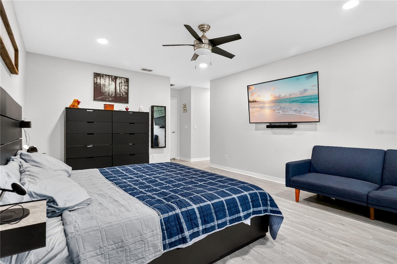 Image 14 of 32 For 2020 Fishtail Fern Way