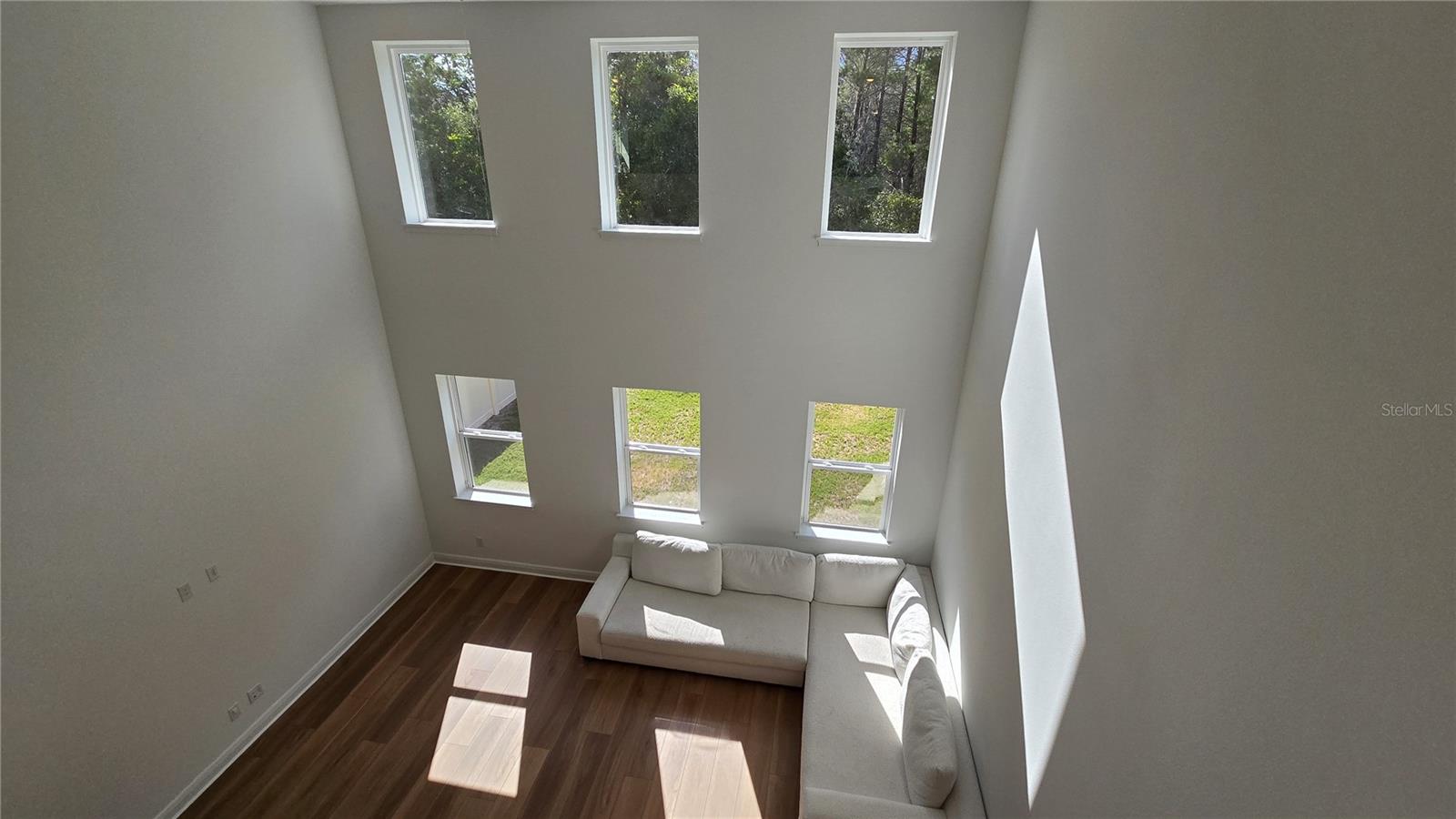 Image 18 of 48 For 2268 Broadbrook Drive