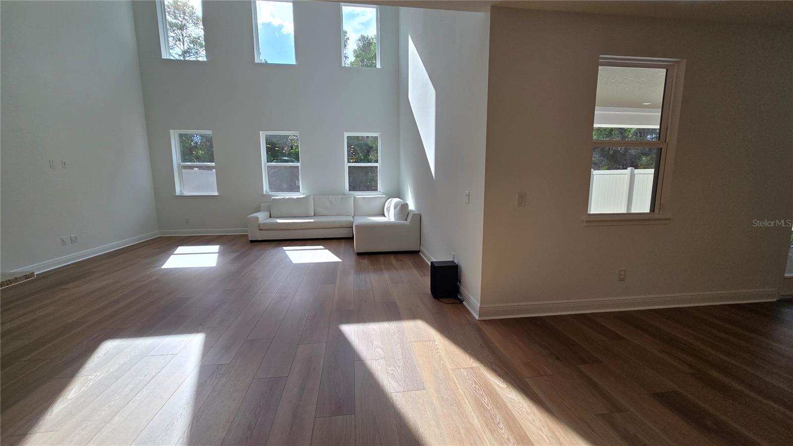 Image 19 of 48 For 2268 Broadbrook Drive
