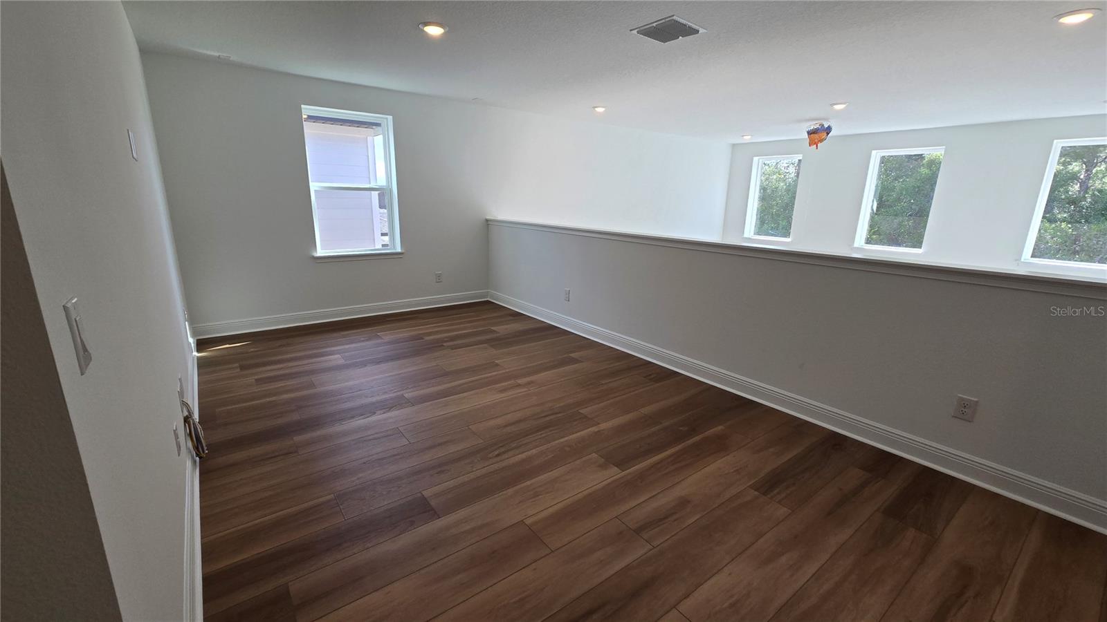 Image 28 of 48 For 2268 Broadbrook Drive