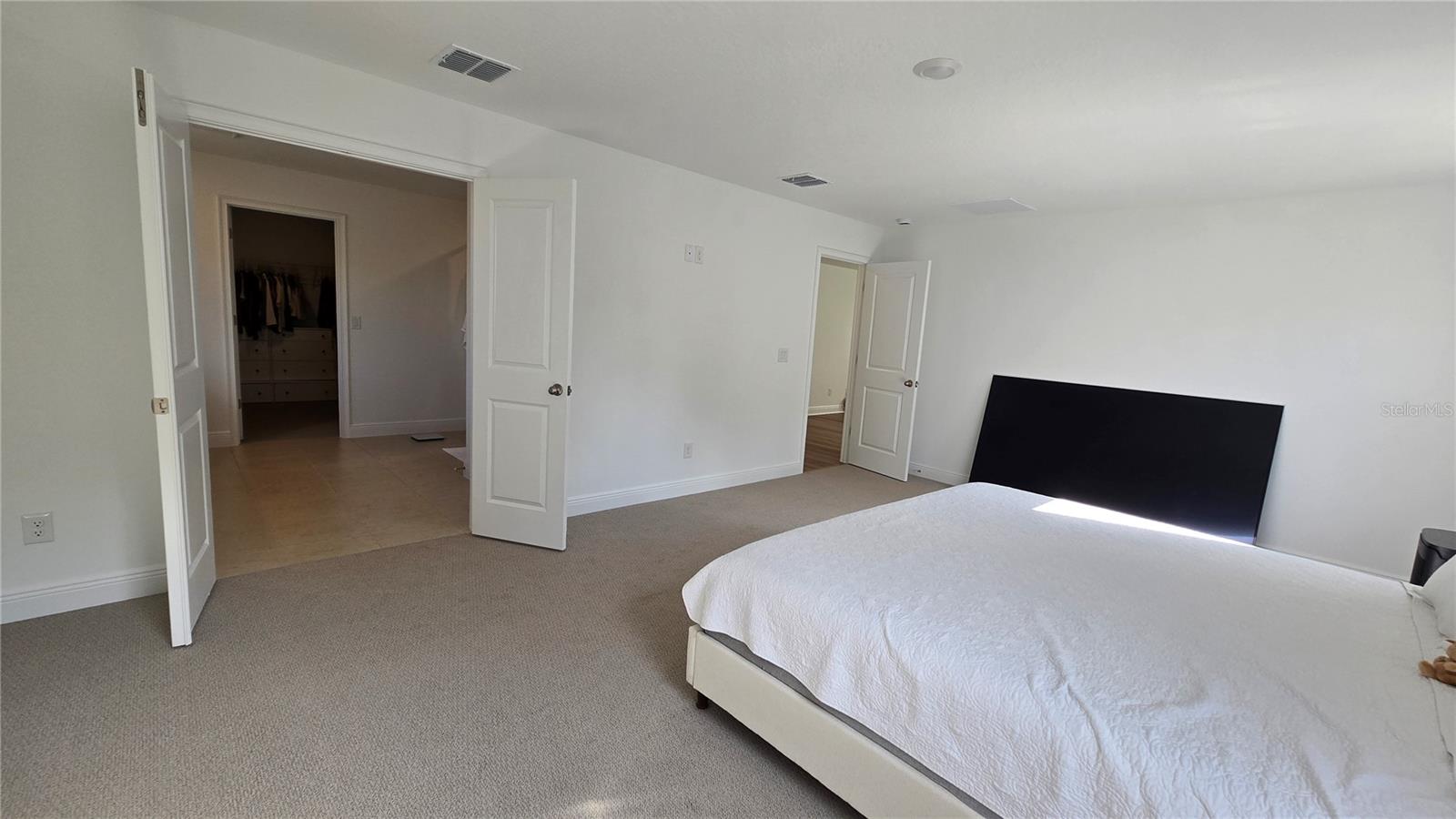 Image 32 of 48 For 2268 Broadbrook Drive