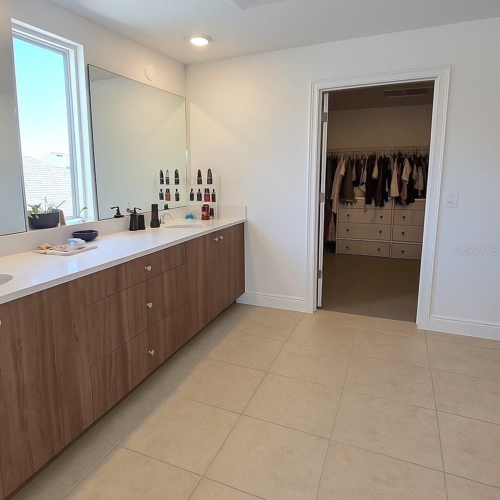 Image 33 of 48 For 2268 Broadbrook Drive