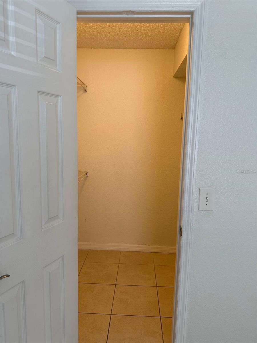 Image 12 of 23 For 5112 Conroy Road 311