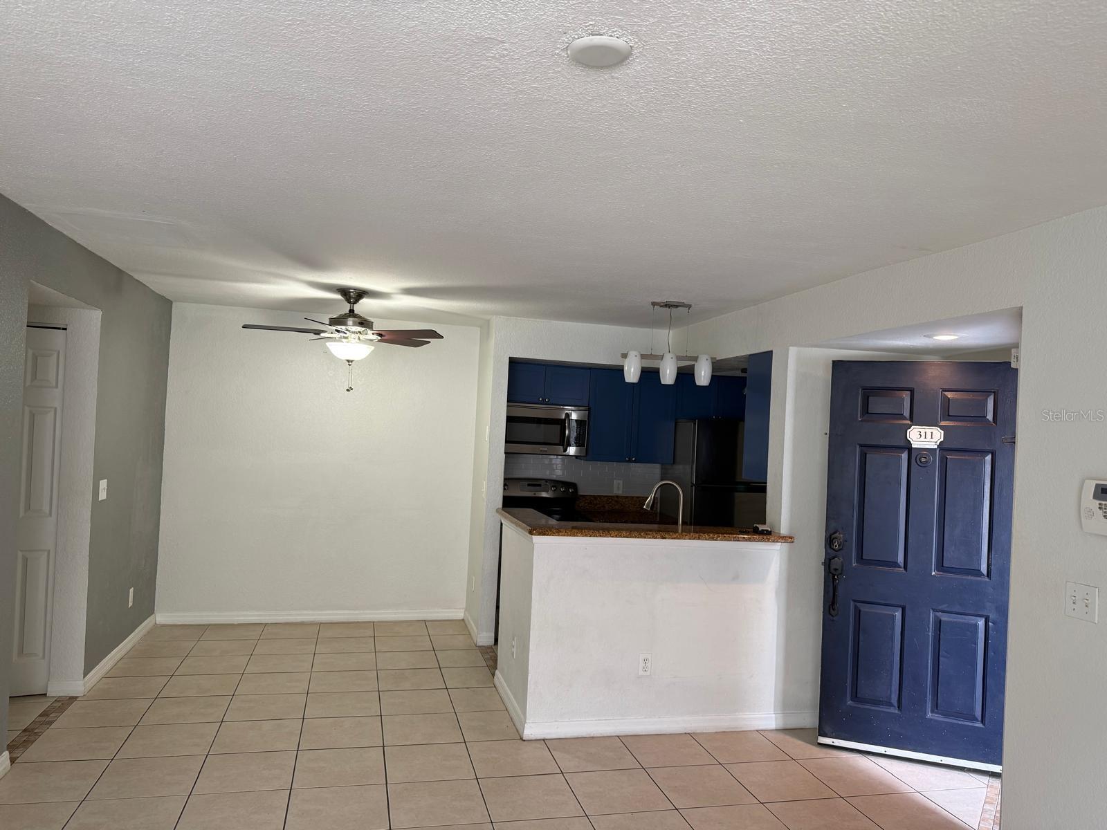 Image 15 of 23 For 5112 Conroy Road 311