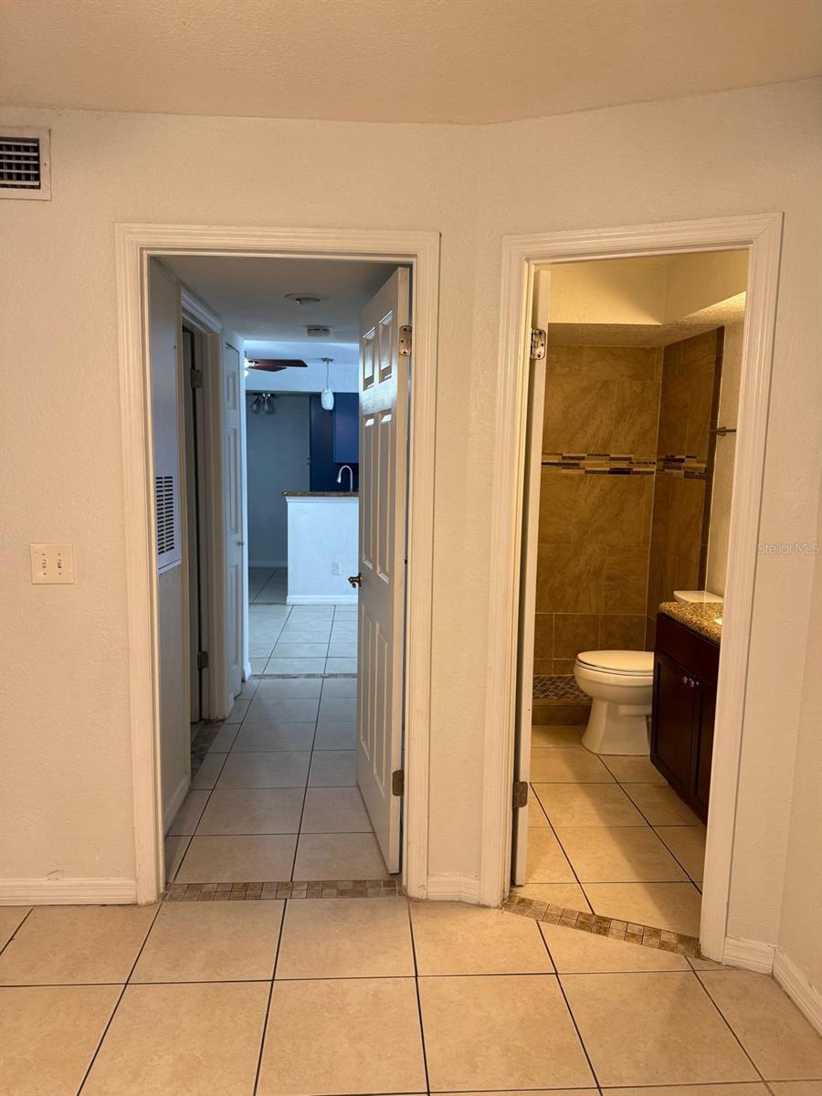 Image 8 of 23 For 5112 Conroy Road 311