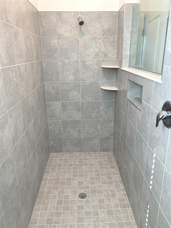 Image 11 of 21 For 1374 Brentwood Drive